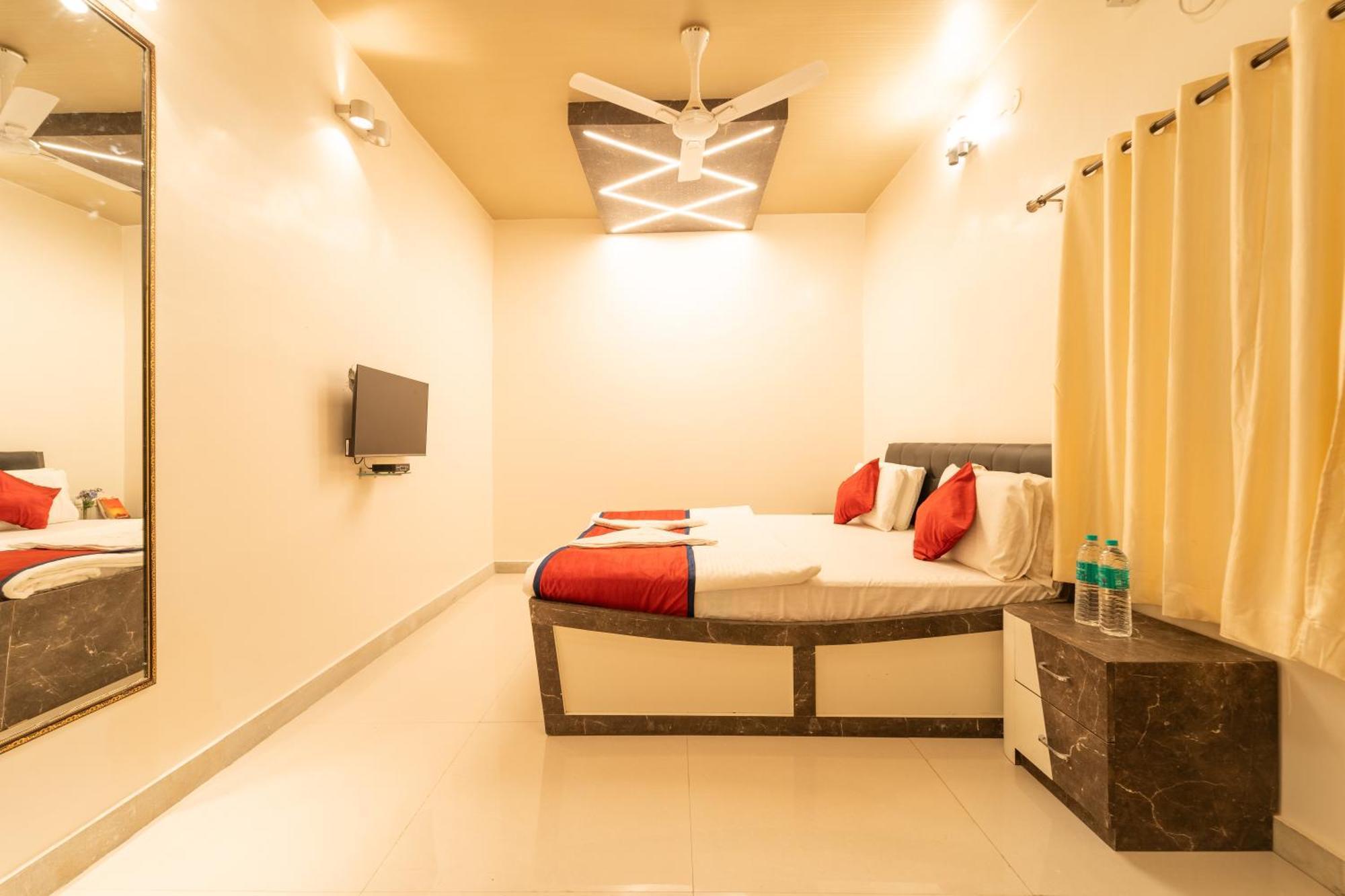 Seasons Suites - Hbr Бенґалуру Номер фото