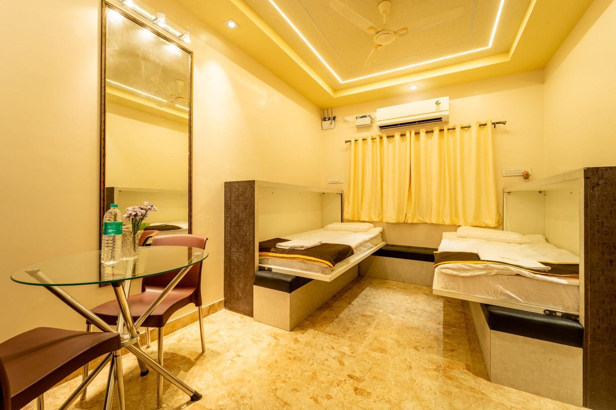 Seasons Suites - Hbr Бенґалуру Номер фото
