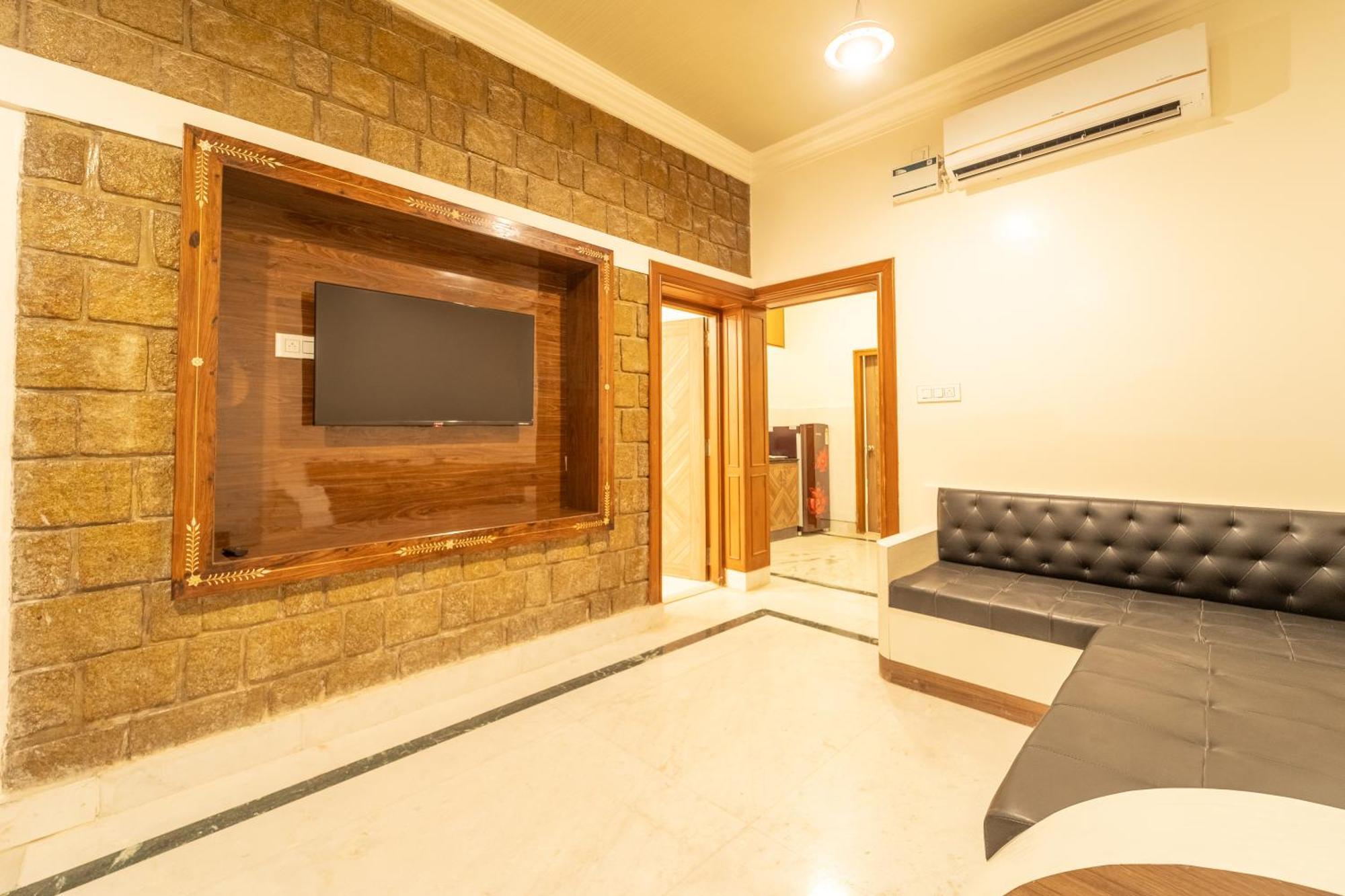 Seasons Suites - Hbr Бенґалуру Екстер'єр фото