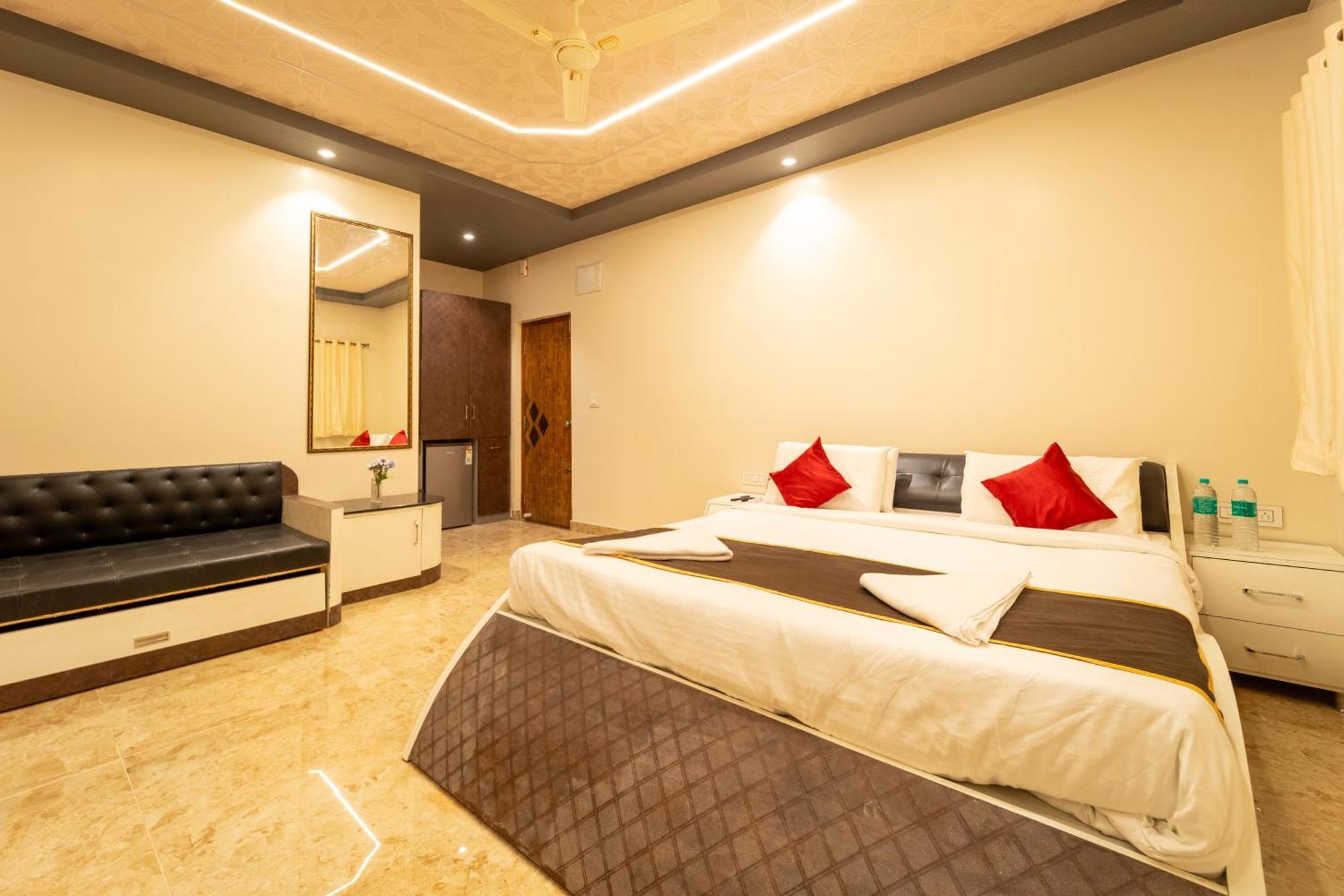 Seasons Suites - Hbr Бенґалуру Екстер'єр фото