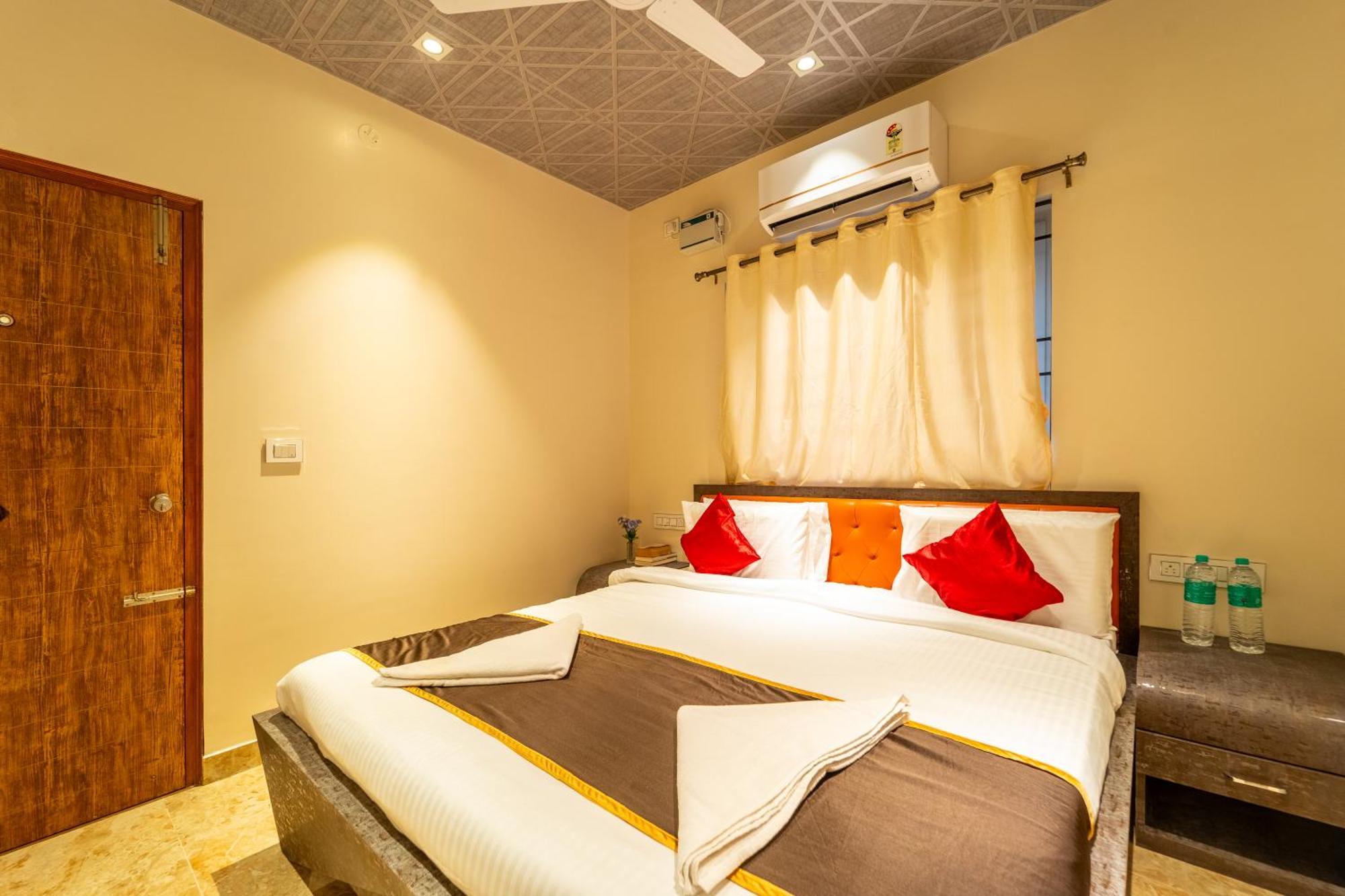 Seasons Suites - Hbr Бенґалуру Номер фото